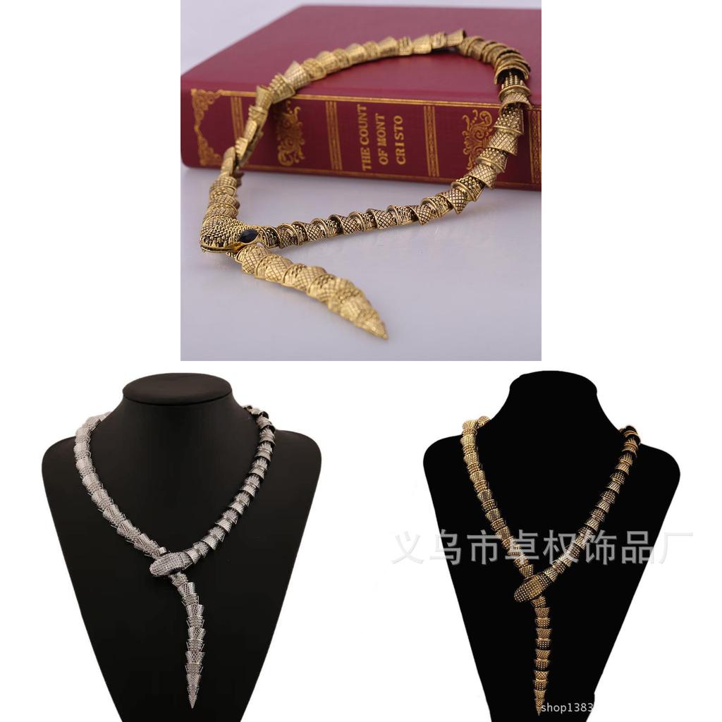 Animal Snake Chain Necklace With Alloy Pendant For Retro Vintage Jewelry Style
