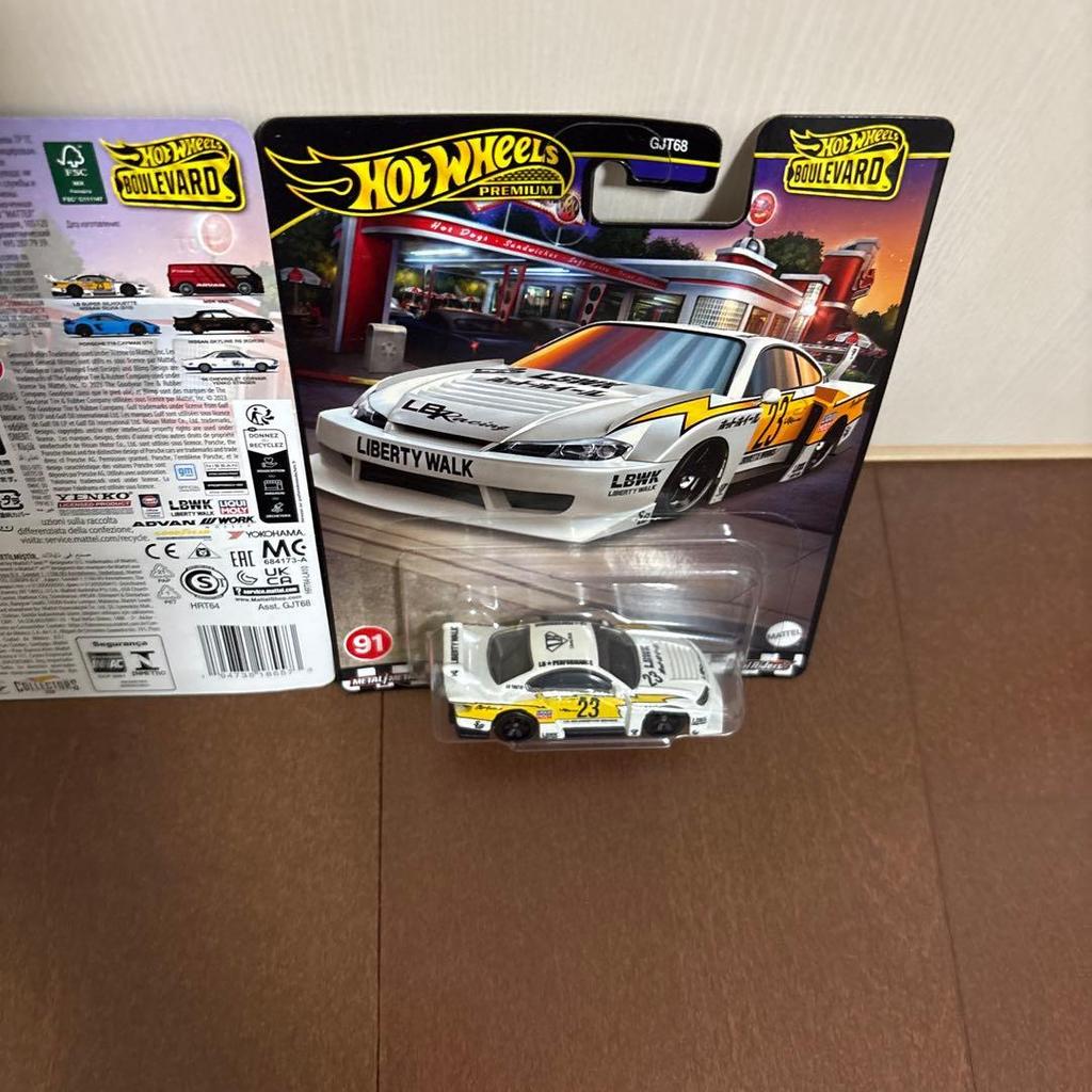Hot Wheels NISSAN SILVIA (S15) 2set