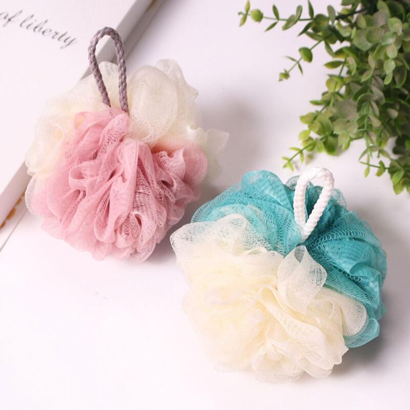 Microbubble generating body foam ball