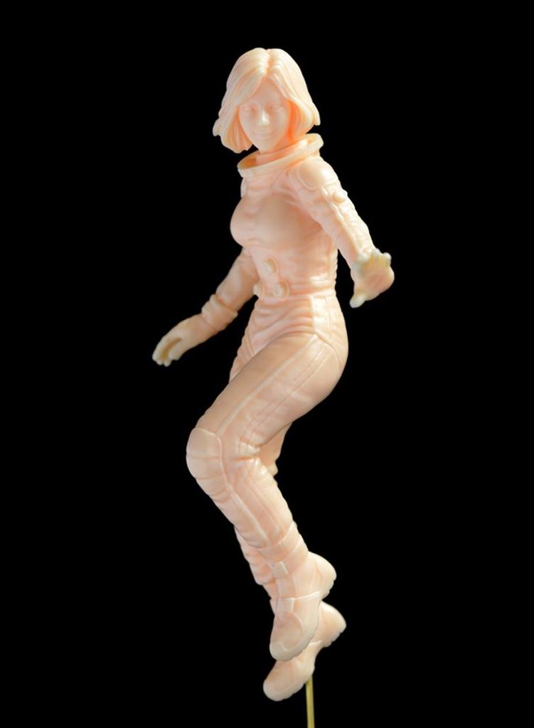 Brick Works Mercenary Female Space Pilot B Resin Cast Assembly Kit 1/20 "Floating" (Low Gravity/Aerobic Environment)
