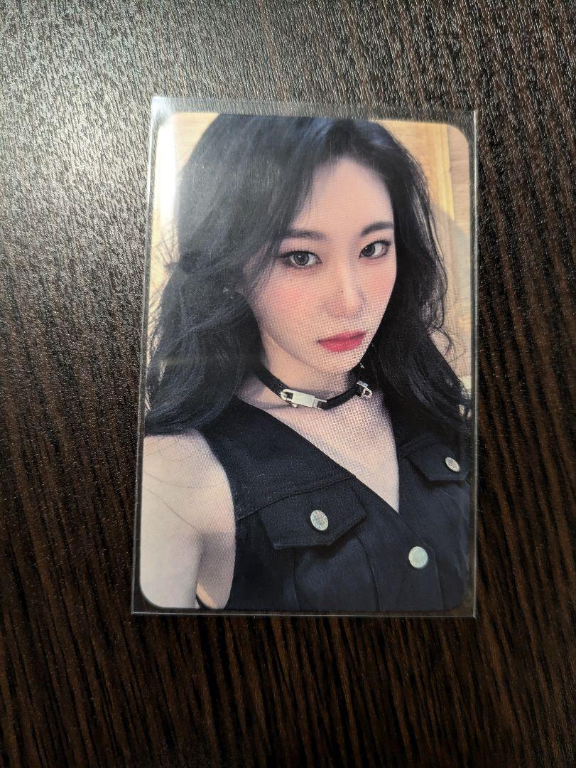 

[USED] ITZY Chaeryeong Soundwave Kill My Doubt Trading Card