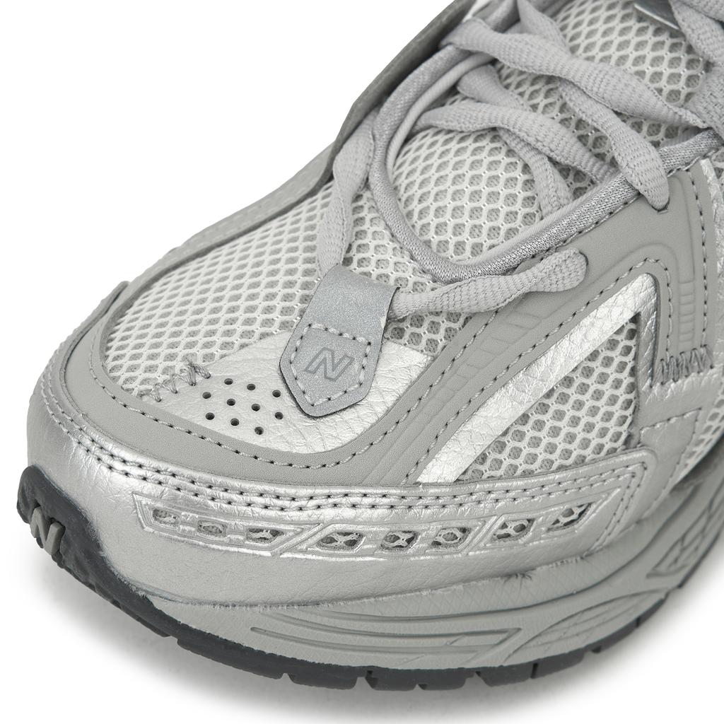 New Balance 1906A Concrete Silver Metallic Unisex Sneakers Grau Brighton-Grau M1906AG