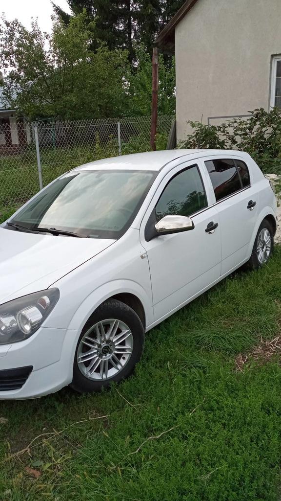 External Edging of Glasses (stainless Steel) Sedan, OmsaLine - Italian Stainless Steel for Opel Astra H 2004-2013