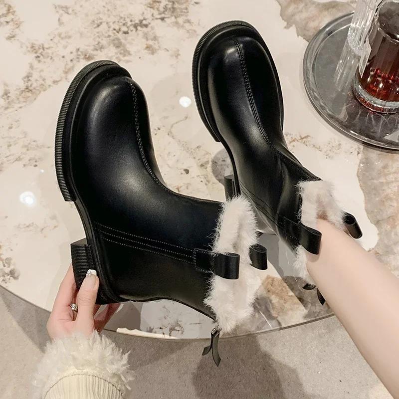 Зимові теплі модні жіночі черевики 2024 Нові водонепроникні протиковзкі коричневі короткі черевики Прості й універсальні жіночі черевики на платформі на блискавці