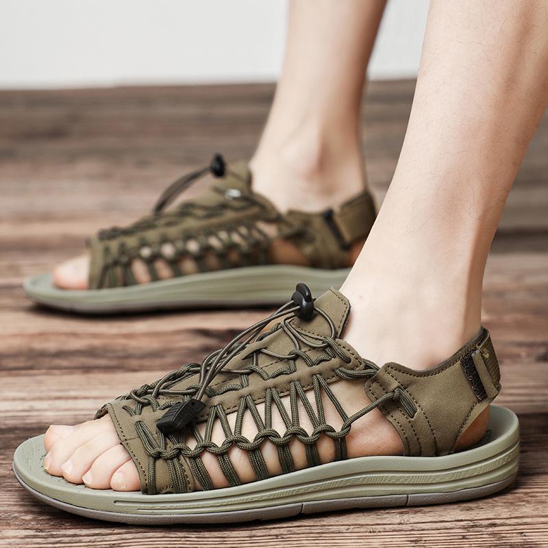 Fashion 2025 Summer Men Soft Bottom Sandals Comfy Flat Designer Outdoor Antiskid Walking Sandals Men's Casual Leather Beach Roman Shoes