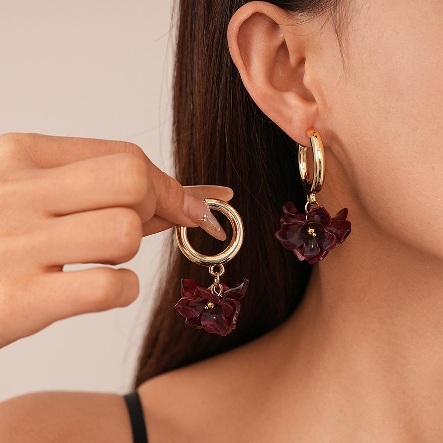 Retro Maillard Acryl Bloem Oorbellen voor Vrouwen Sieraden Minimalistisch Accessoire