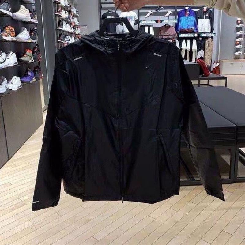 Men's Lightweight Hooded Windbreaker: Quick-Dry, Sun Protection, Windproof, and Wear-Resistant for Outdoor Sports and Running