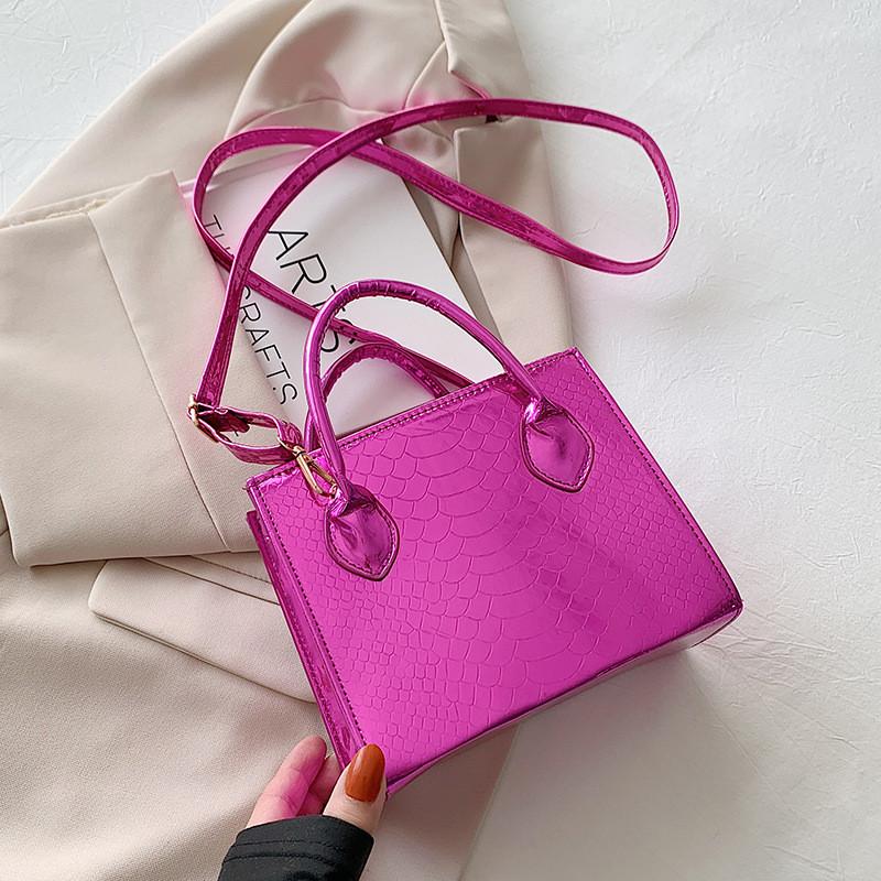 Chic Korean Style Small Handbag For Women Featuring Trendy Zipper Closure And Soft Pu Material