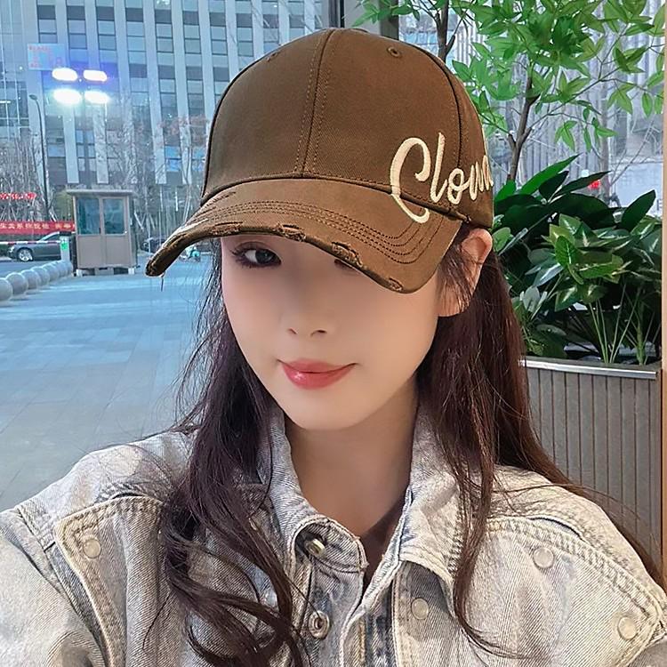 Korean Style Summer Letter Embroidery Baseball Cap - Versatile and Casual for Men & Women