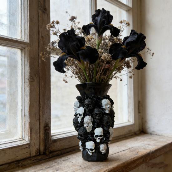 Gothic Skull Flower Vase Ornament Spooky Black White Skull Dried Artificial Flower Holder