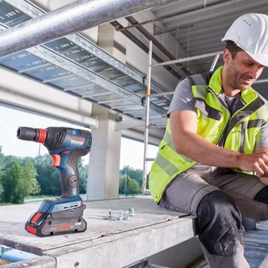 Bosch Professional 18V Akumulátorový rázový utahovák s funkcí klíče Nabíječka prodávána (Pouze tělo, samostatně) GDX18V-200CH