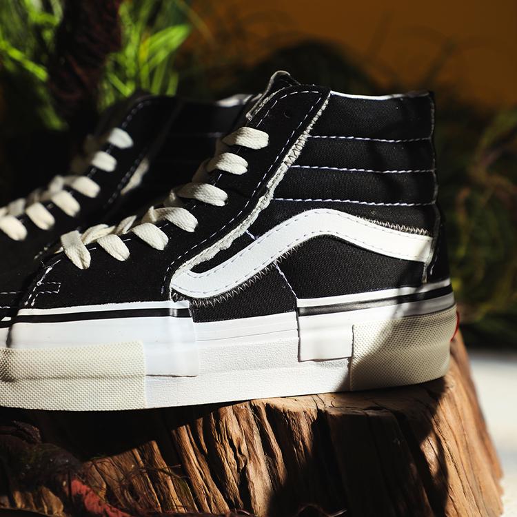 Vans Sk8-Hi Reconstruct - Black White Unisex Sneakers True-White VN0005UK6BT