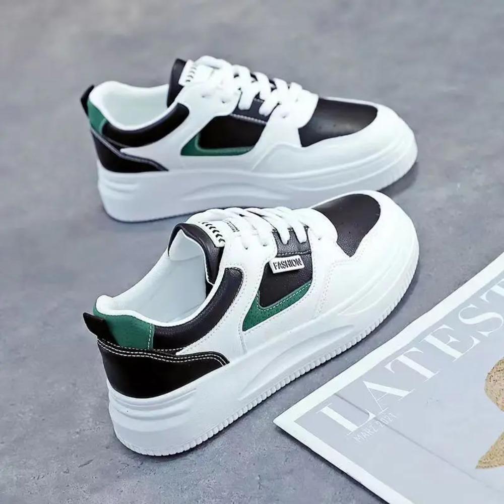 NEW Board shoes women's sports thick sole versatile Korean version ins trendy anti slip white shoes women