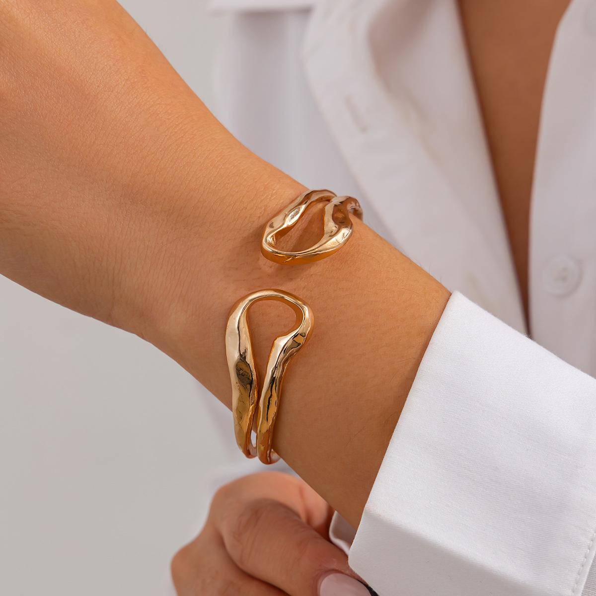 

European & American Double-Layer Irregular Striped Metal Bracelet