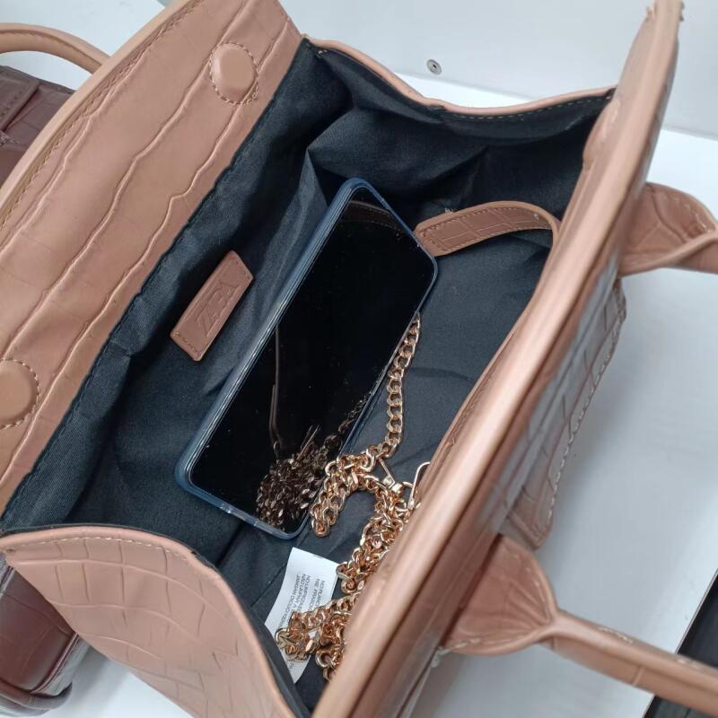 Women Bags Shoulder Bag New Fashion Texture Crocodile Pattern Korean Style Leisure Versatile Outdoor Crossbody Bags Handheld Bag