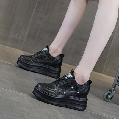 Frühlings- und Sommer-Damenschuhe neu zum Schnüren vielseitig kleiner Keilabsatz Muffin dicke Sohle Innenhöhe erhöht und lässige kleine weiße Schuhe