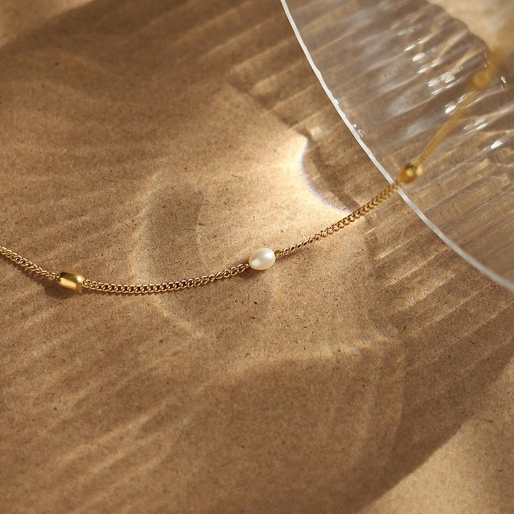 Freshwater Pearl Minimalist Rice Pearl Necklace Collarbone Chain Titanium Steel Plated 18K Gold Color Retaining Jewelry