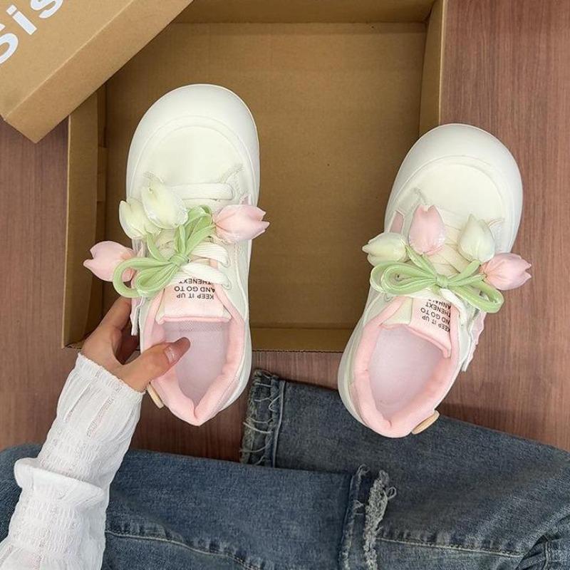 Cute Big Head Flat Shoes Women's Casual Round Toe Thick Bottom Heightening White Sneakers Breathable Comfortable All-Match