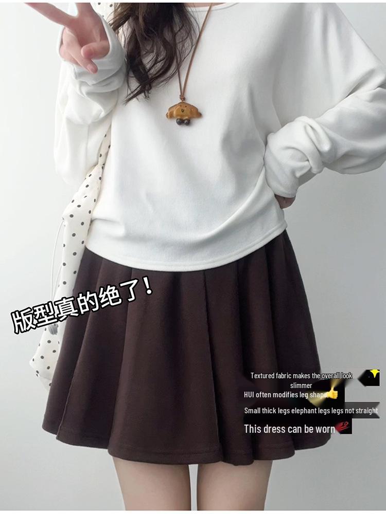 Women's Coffee Pleated A-Line Short Skirt - High-Waist, Slimming, Anti-Exposure Academic Style for Autumn 2025.