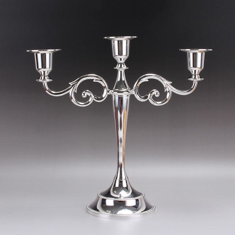 Kerzenständer, Kerzenbecher mit Kerzenhalter aus Metall