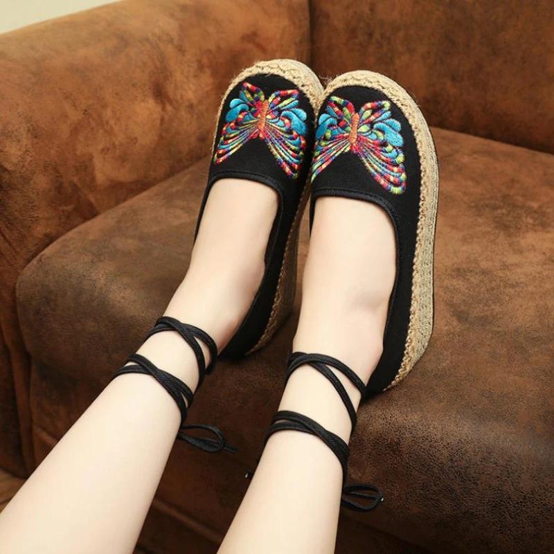 Fashion 2024  Ethnic Style Embroidered Shoes Women's Net Ahoes Spring And Autumn Lace-up  Retro Fashion Hanfu Shoes women's Cloth Shoes