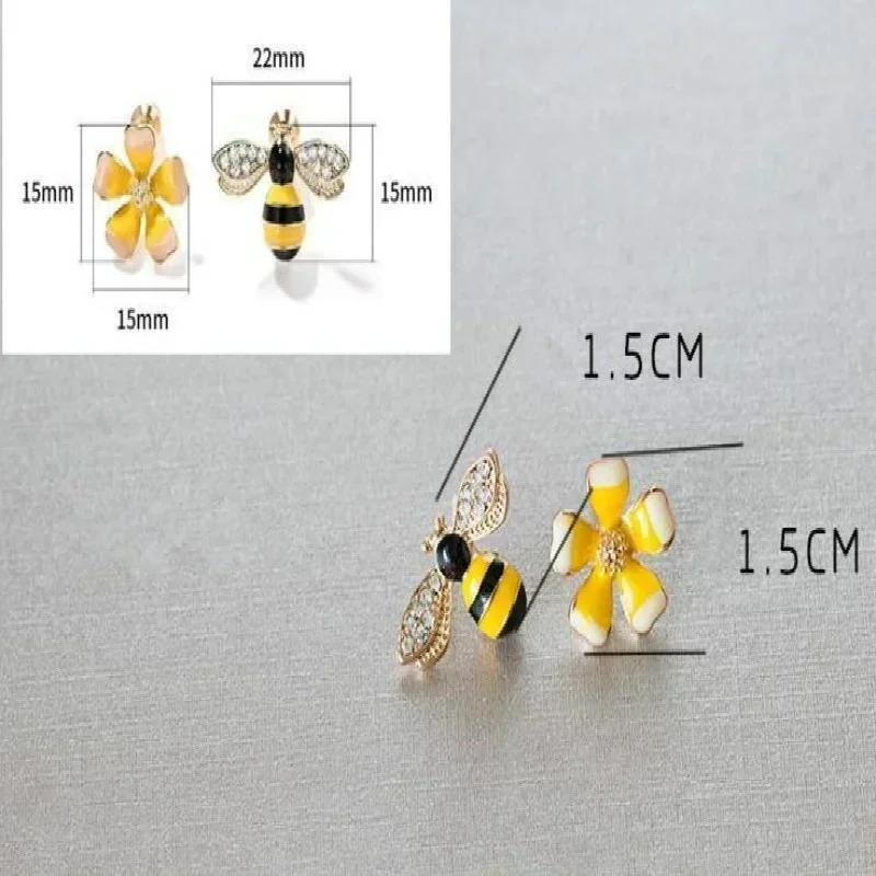 Damen Sommer Mode Niedliche Biene Blume Ohrringe Mädchen Vielseitiger Stil Asymmetrisch Kreativ Exquisit Ohrringe Geschenke Accessoires