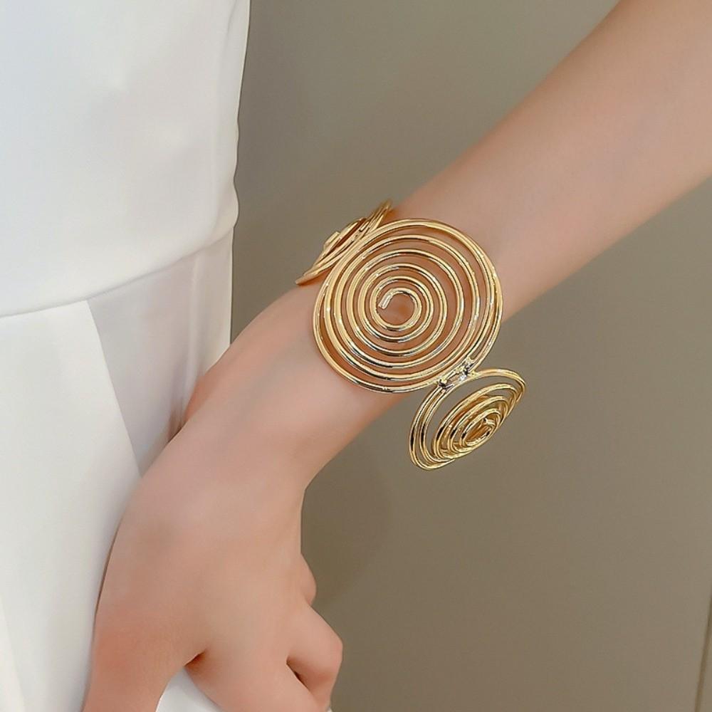 S/Round Shape Irregular Wide Bracelet Wave Opening Retro Hand Ring Party Decoration