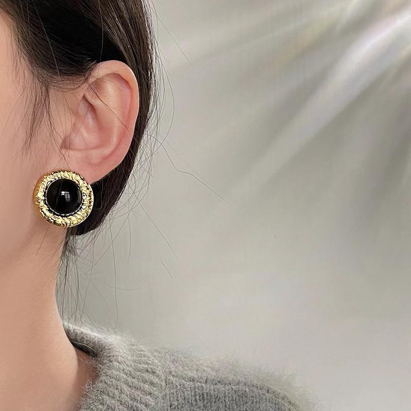 Orecchini a Bottone Neri in Pietra con Rilievo Vintage per Donna Eleganti Retrò Rotondi Minimalisti Eleganti Classici Gioielli per Uso Quotidiano