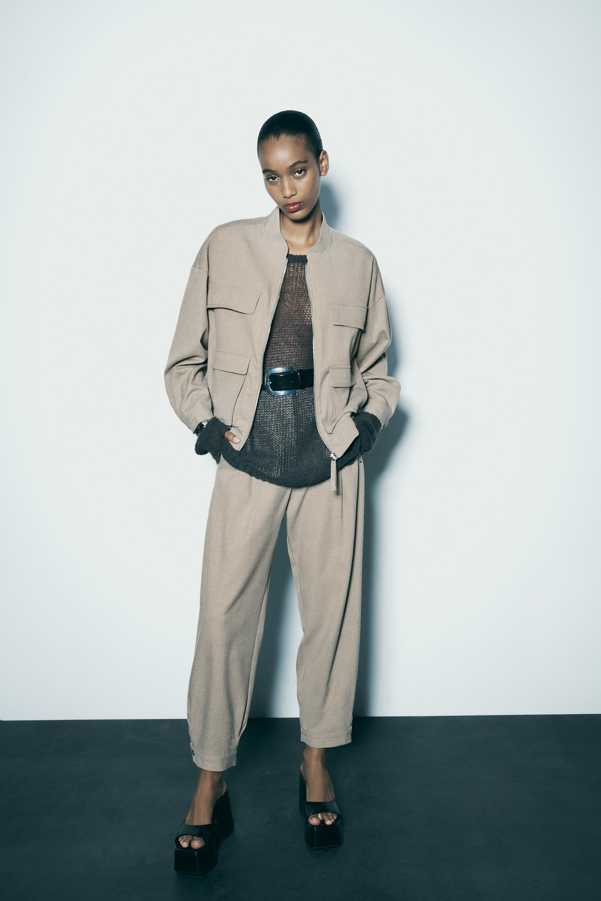 

КУРТКА-БОМБЕР С КАРМАНАМИ