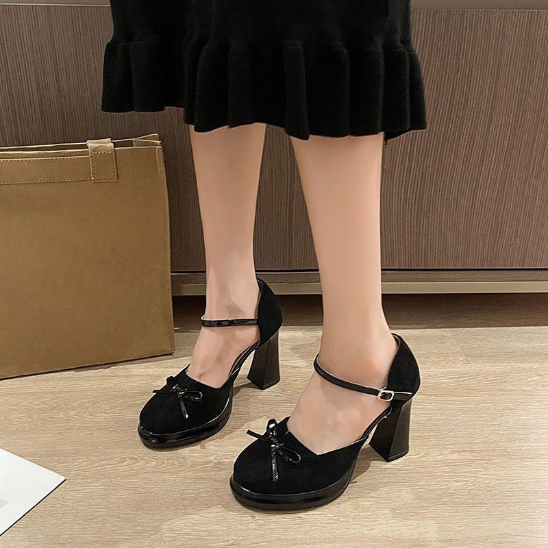 2025 foreign style versatile little Mary Jane sandals Internet celebrity explosion fairy style bow temperament women's sandals