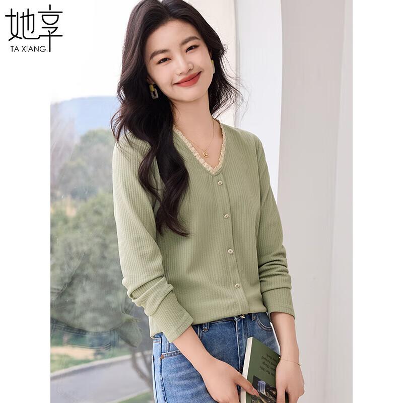 Women s V-Neck Long Sleeve T-Shirt L