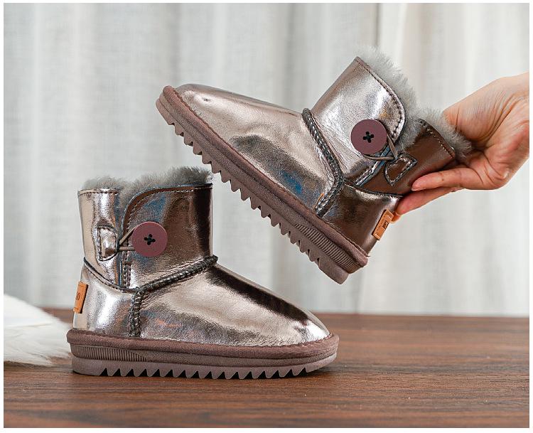 

Зимние детские сапоги из овчины и шерсти на 2025 год - для девочек и мальчиков, из натуральной кожи, с плюшевой подкладкой, универсальные, с толстым хлопковым дизайном Kid 28 (Insole: 17.5cm, Fits foot: 16.5cm)