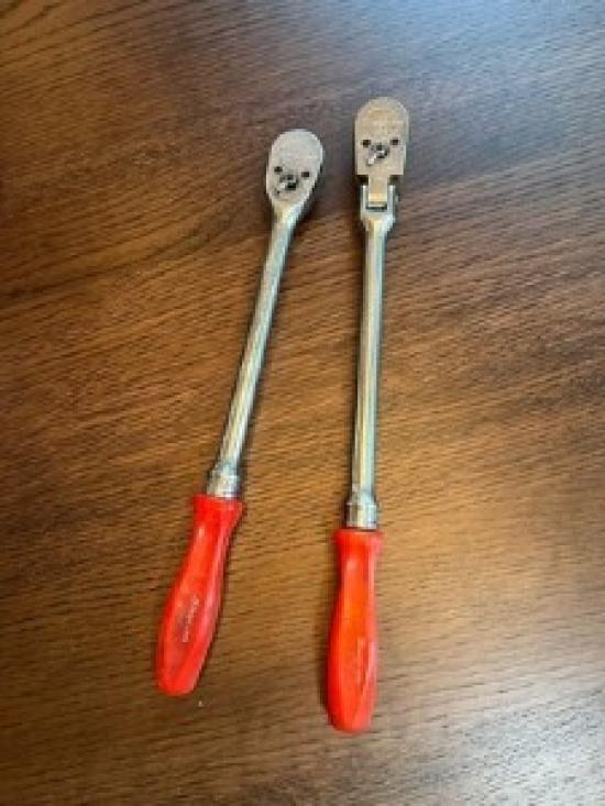 

Snap-On Tools Ratchet 3/8 RED Old Hard Handle FL836 & F851 Vintage Tool