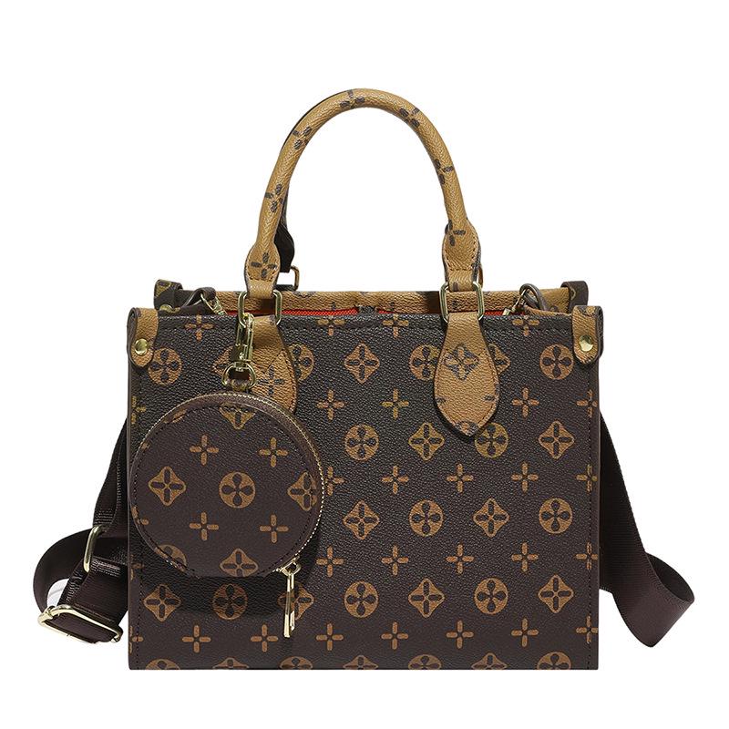 

2025 Retro Two-Tone Women’s Fashion Shoulder Bag: Versatile, High-End, Small Square Design коричневый