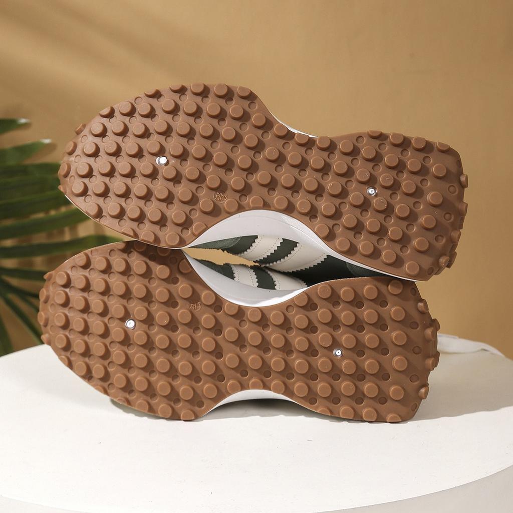 Ladies' Shoes, Thick Soled Shoes, Non Slip Shoes, Breathable Shoes, Casual Shoes, Low Cut Sports Shoes, Suitable for All Seasons, Wear-resistant