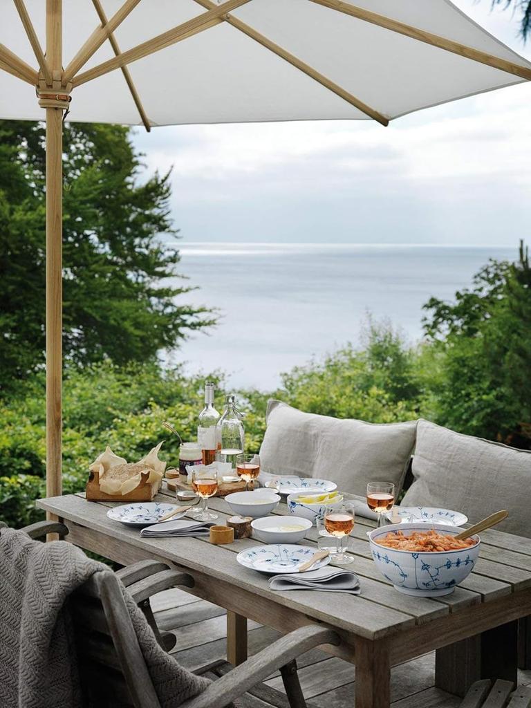 [Officially Imported] Royal Copenhagen Blue Fluted Plain Plate, 25cm, 1017201