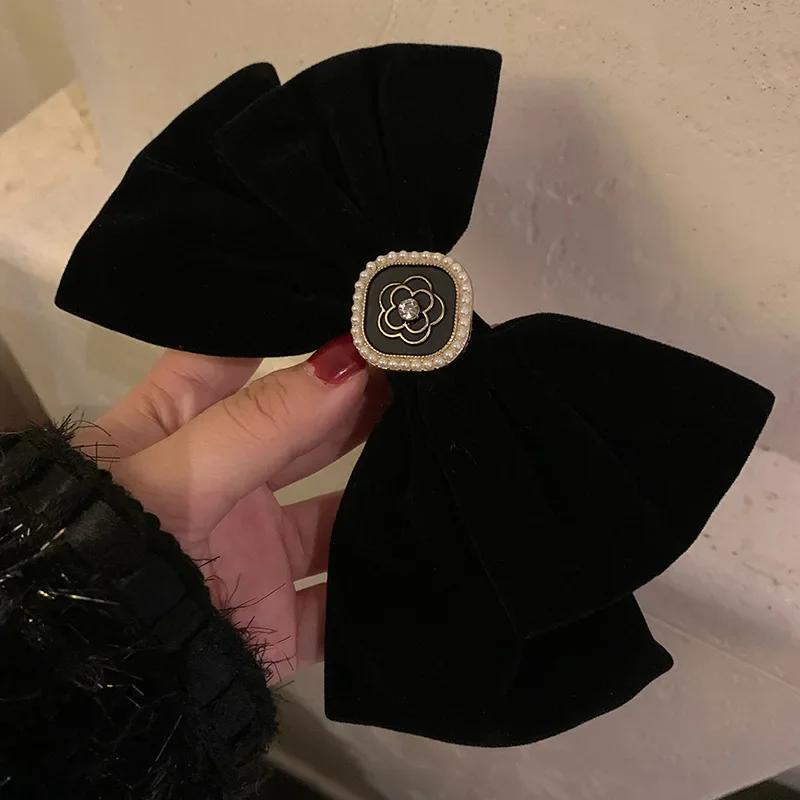 New Black Velvet Bow Hair Pins Elegant Fabric Alloy Roses Hair Clips for Women Fashion Ponytail Barrette Heawear Accessories