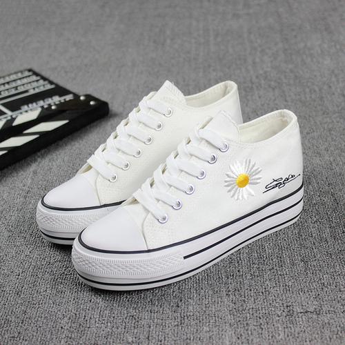 Fashion 2024 New Thick-Soled White Shoes Daisy Canvas Shoes Women's Half-slipper Half-Drag Low-Top Shoe 6cm Internal Increased Sneaker
