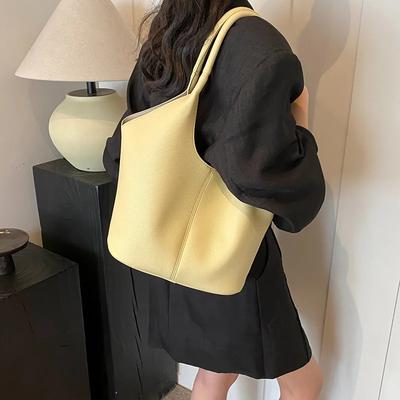 Sac Seau Portable Simple Design Niche Grande Capacité Sac à Bandoulière Commuter pour Femmes Été Nouveau