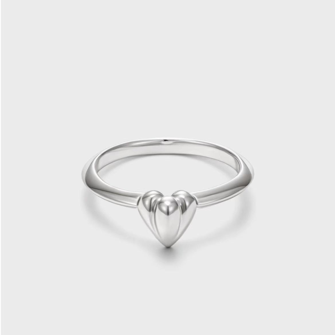 Niche design peach heart love 925 sterling silver ring ins high sense versatile light luxury simple heart ring tide
