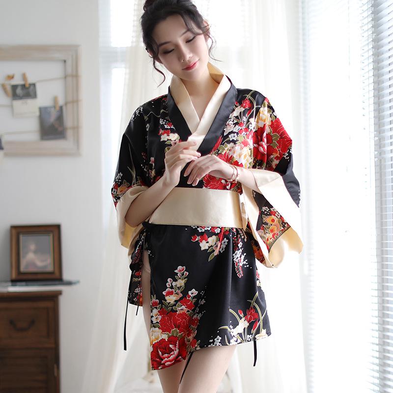Sexy Deep V Japanese Kimono Bathrobe Set for Women – Playful, Cute, and Perfect for Role-Playing