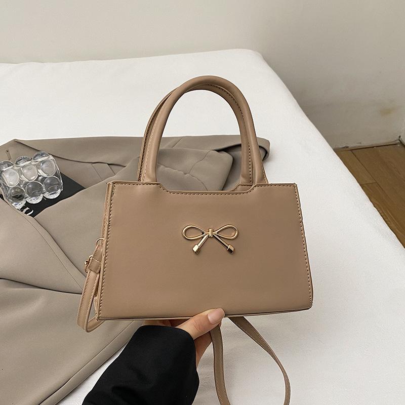 Bow Underarm Bag Women's 2025 Summer New Simple Foreign Style Small Square Bag High Texture Shoulder Messenger Bag
