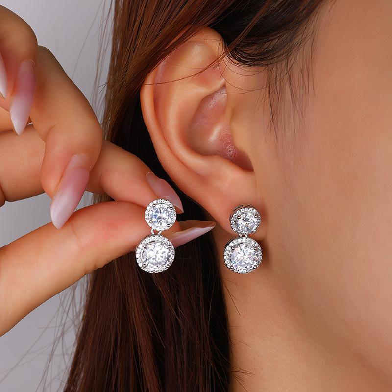 European and American Fashion Simple Temperament Size Disc Full of Diamonds Transparent Zircon Inlaid Bridal Stud Earrings 2026