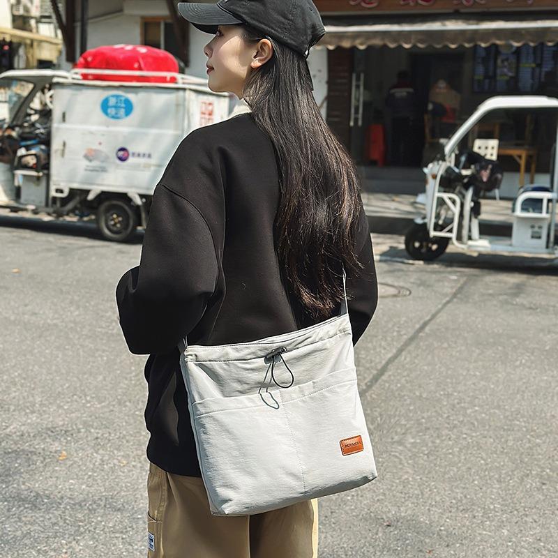 Trend casual tote bag women's new fashion versatile nylon bag large capacity shoulder bag