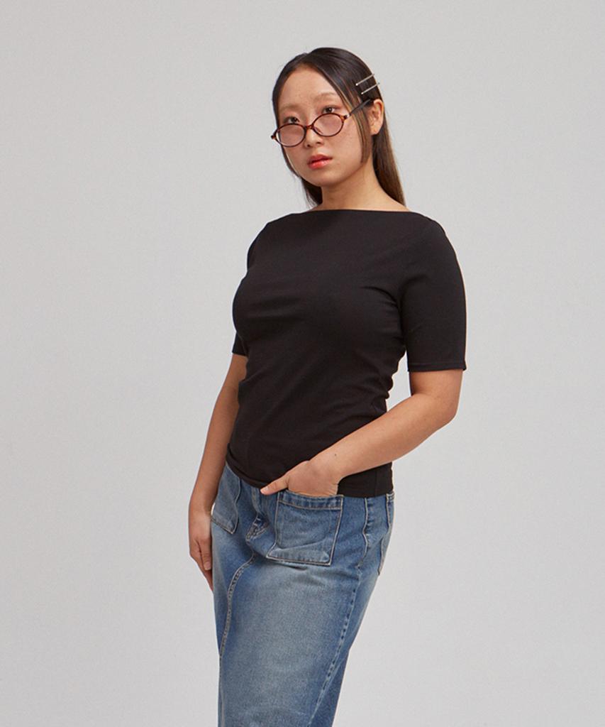 SALON DE YOHN Boat Neck Short Sleeve T_ Black