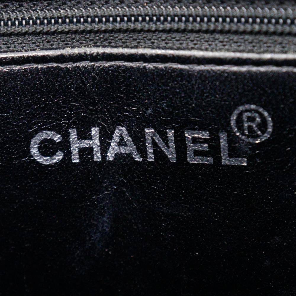 Chanel Torebka tote na łańcuszku Torebka Tote Matelasse czarna skóra Caviar Kobiety Używana