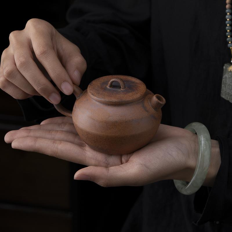 Retro Japanese Style Pot Teapot Kung Fu Coarse pottery Tea Making Device Tea Infuser Tea Kettle Chinese Small Teapot