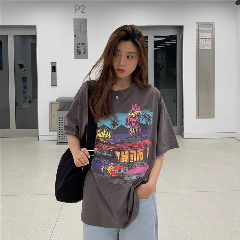 Summer New American Retro Print ort Sve T-irt Women's Loose Fit round Ne Lacape Pattern Commute Sle Faionable