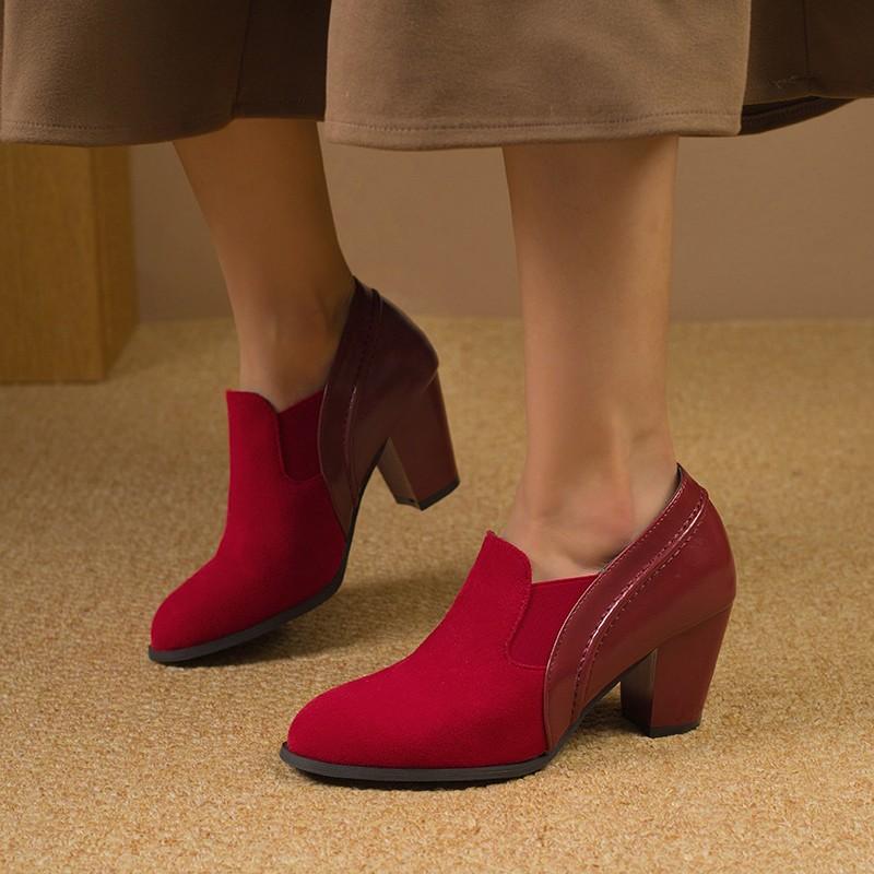 

Модные женские туфли на блочном каблуке, осенняя новинка, с круглым носком, с глубоким вырезом, из замши в стиле пэчворк, слипоны, низкие 35 вино красного