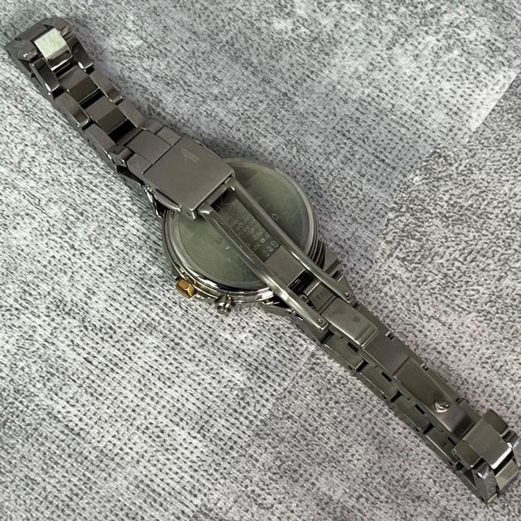 [USED] Rare Seiko Lukia SSQV004 Titanium Radio Solar Lucky Passport